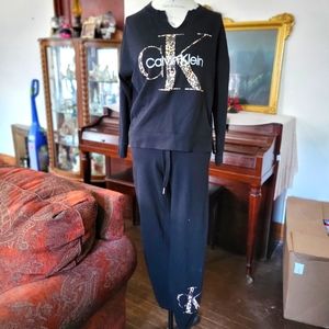 Calvin Klein 2 PC sweatsuit